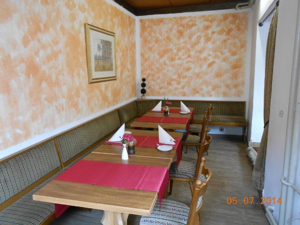 Weinhaus Hotel Zum Josefshof Graach エクステリア 写真