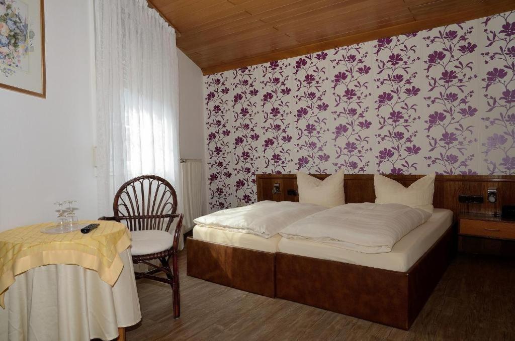 Weinhaus Hotel Zum Josefshof Graach エクステリア 写真