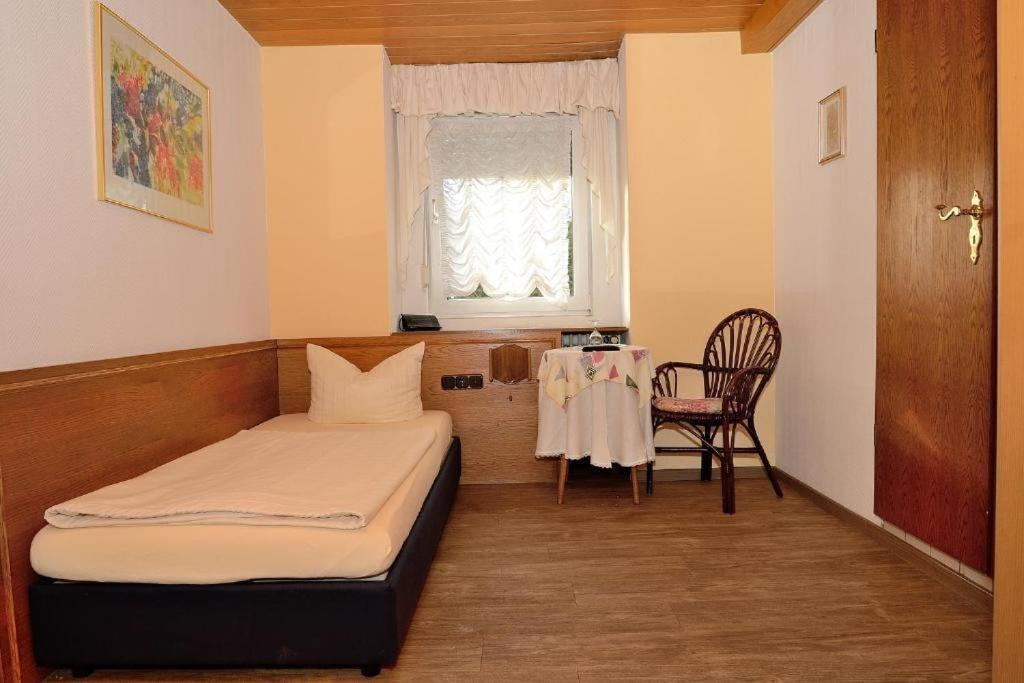 Weinhaus Hotel Zum Josefshof Graach 部屋 写真