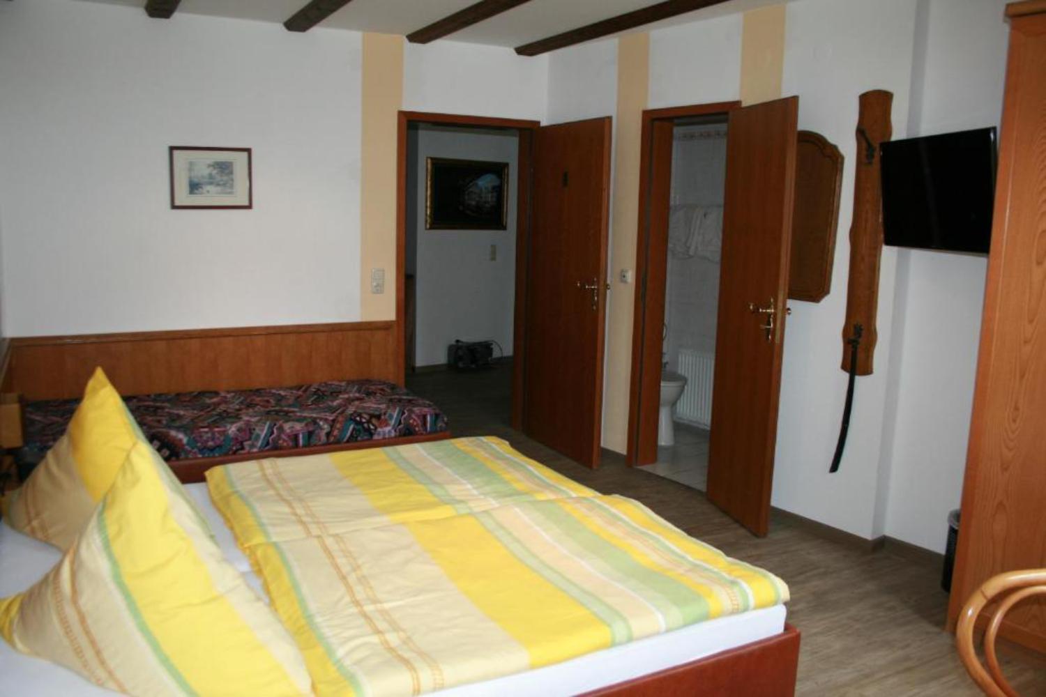 Weinhaus Hotel Zum Josefshof Graach 部屋 写真